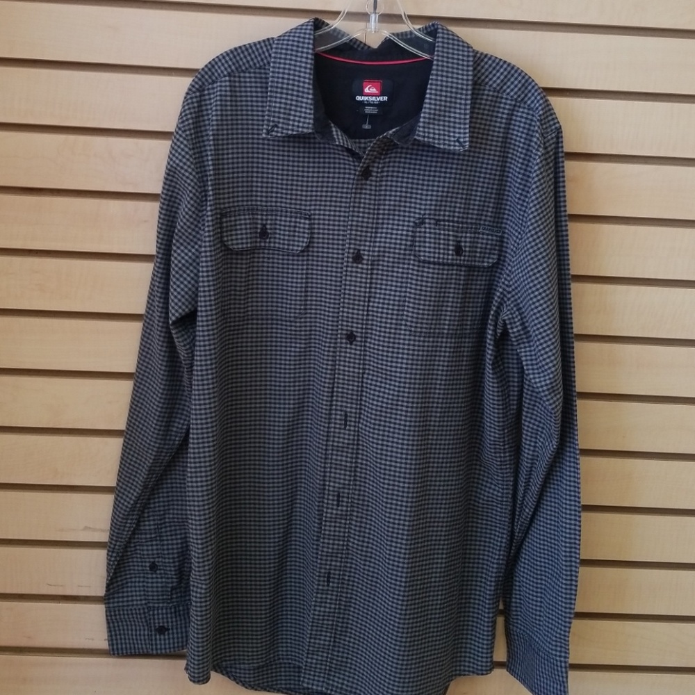 Quicksilver long sleeve dress shirt